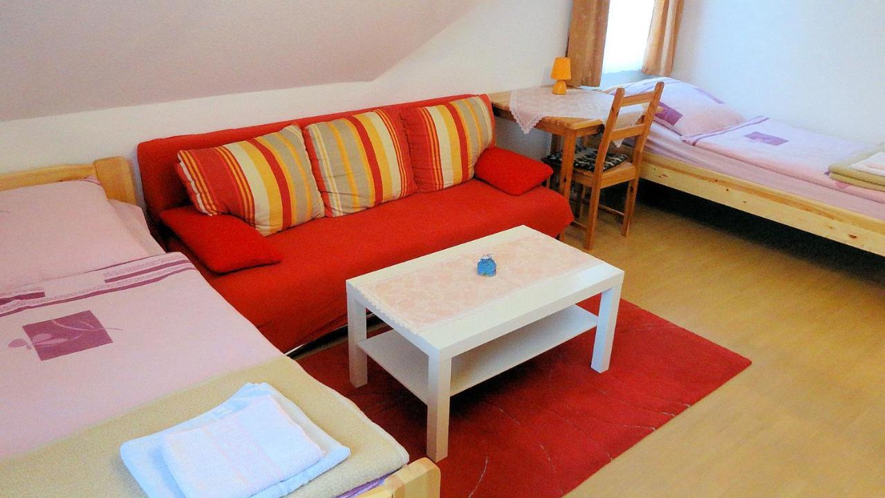 Charmantes Apartment In Mittelfeld ฮันโนเวอร์ ภายนอก รูปภาพ