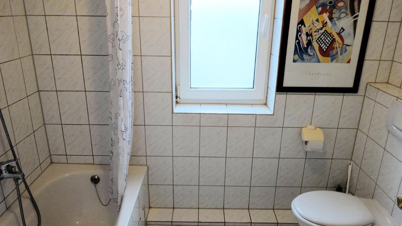 Charmantes Apartment In Mittelfeld ฮันโนเวอร์ ภายนอก รูปภาพ